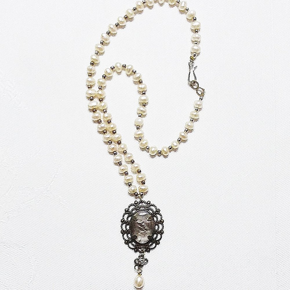 Vintage Fresh Water Pearl Necklace
